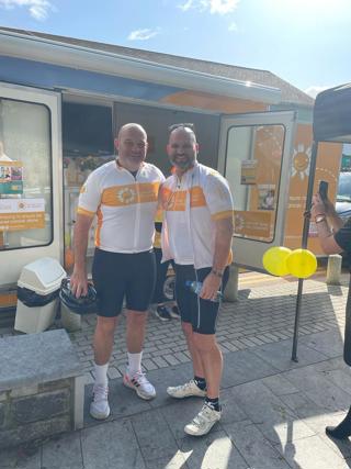 Rory Best and Phil Alexander stood together in their Lycra before joining the Ride4Life team